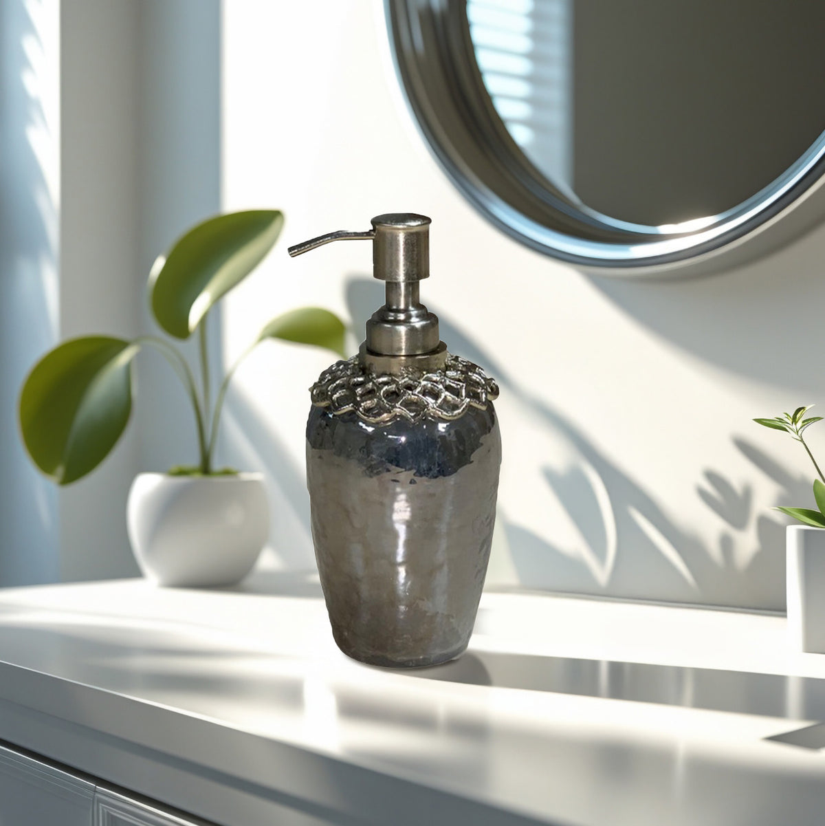 Arabesque Harmony handmade bath décor from 1218011, featuring modern bathroom accessories with intricate patterns and elegant design.