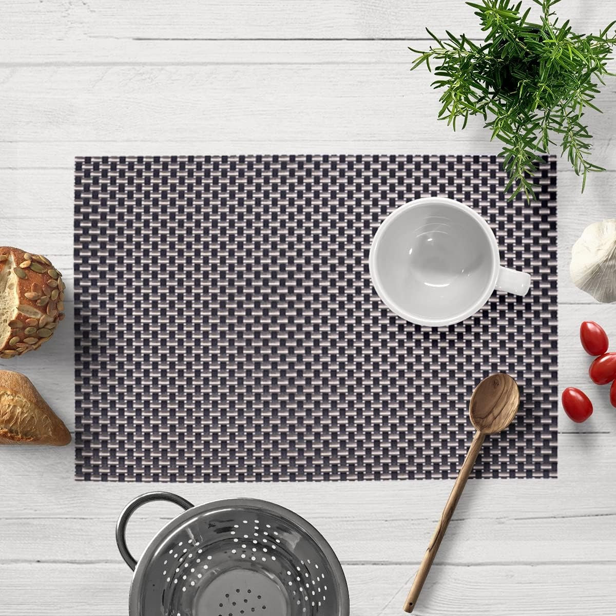 Decozen Placemats - Table Protector for Kitchen Decor Scratch Heat Resistant Placemats Washable Wipeable Indoor Outdoor Home Decor Table Place Mats Vinyl PVC 18x12 Inches - Black Gold