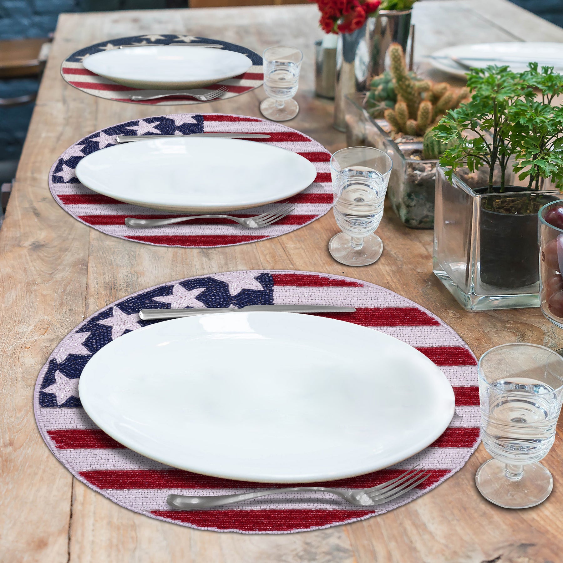 USA Flag Round Beaded Placemats