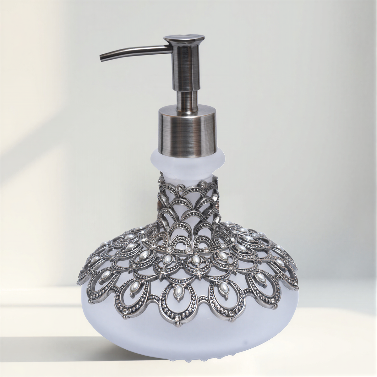 Capriana Haven – Modern Decorative Bathroom Accessory Handmade Soap Dispenser, 12.5 oz - Decozen