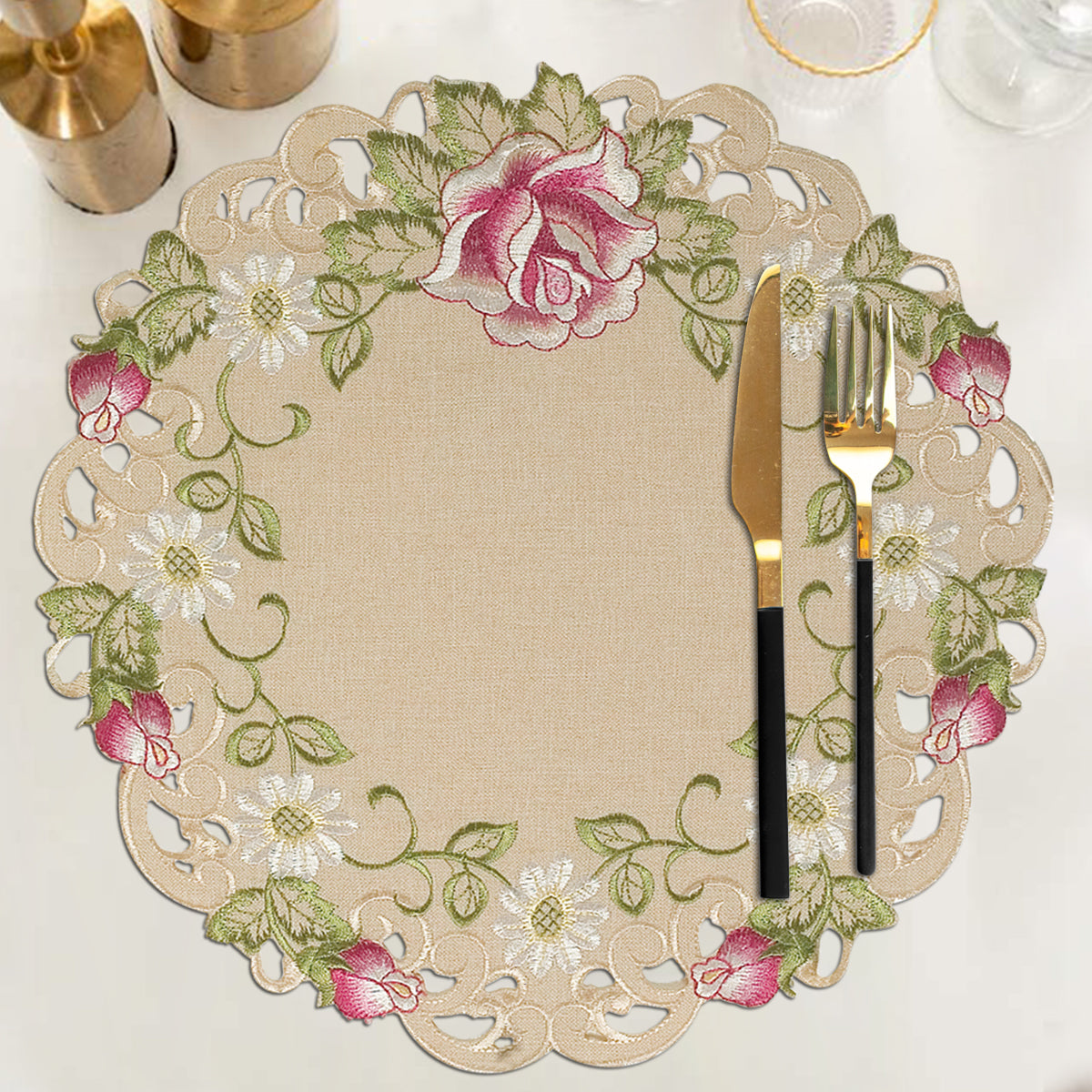 Round Linen Placemat Doilies - Set of 4