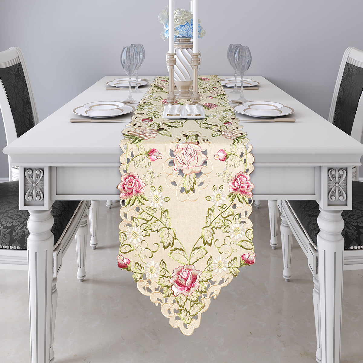 Round Linen Placemat Doilies - Set of 4