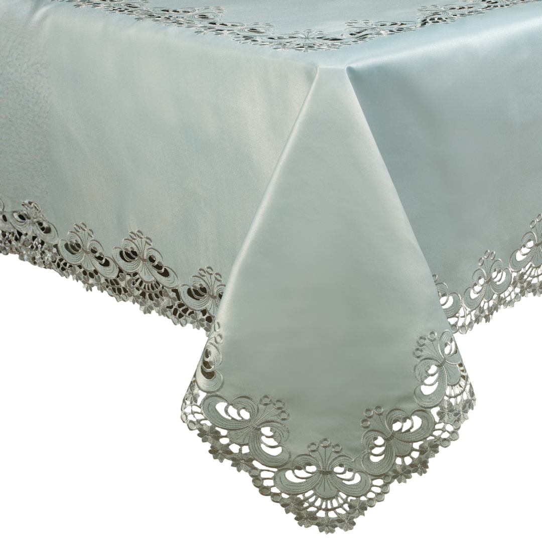 Table Toppers with European Embroidery - The Creola Collection - Decozen