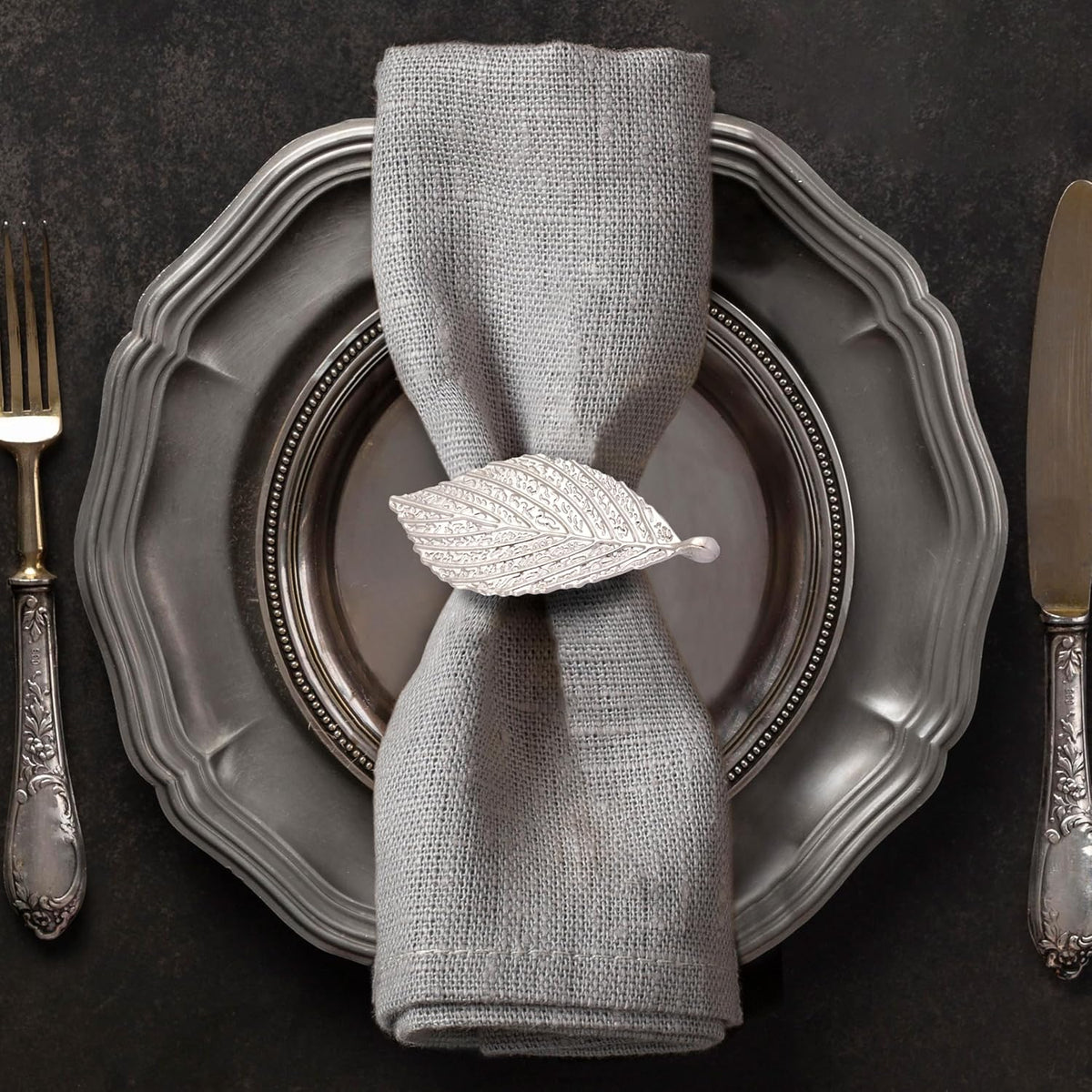 Silver Leaf – Napkin Rings in Silver Leaf Design, Elegant Decorative Dining Table Décor