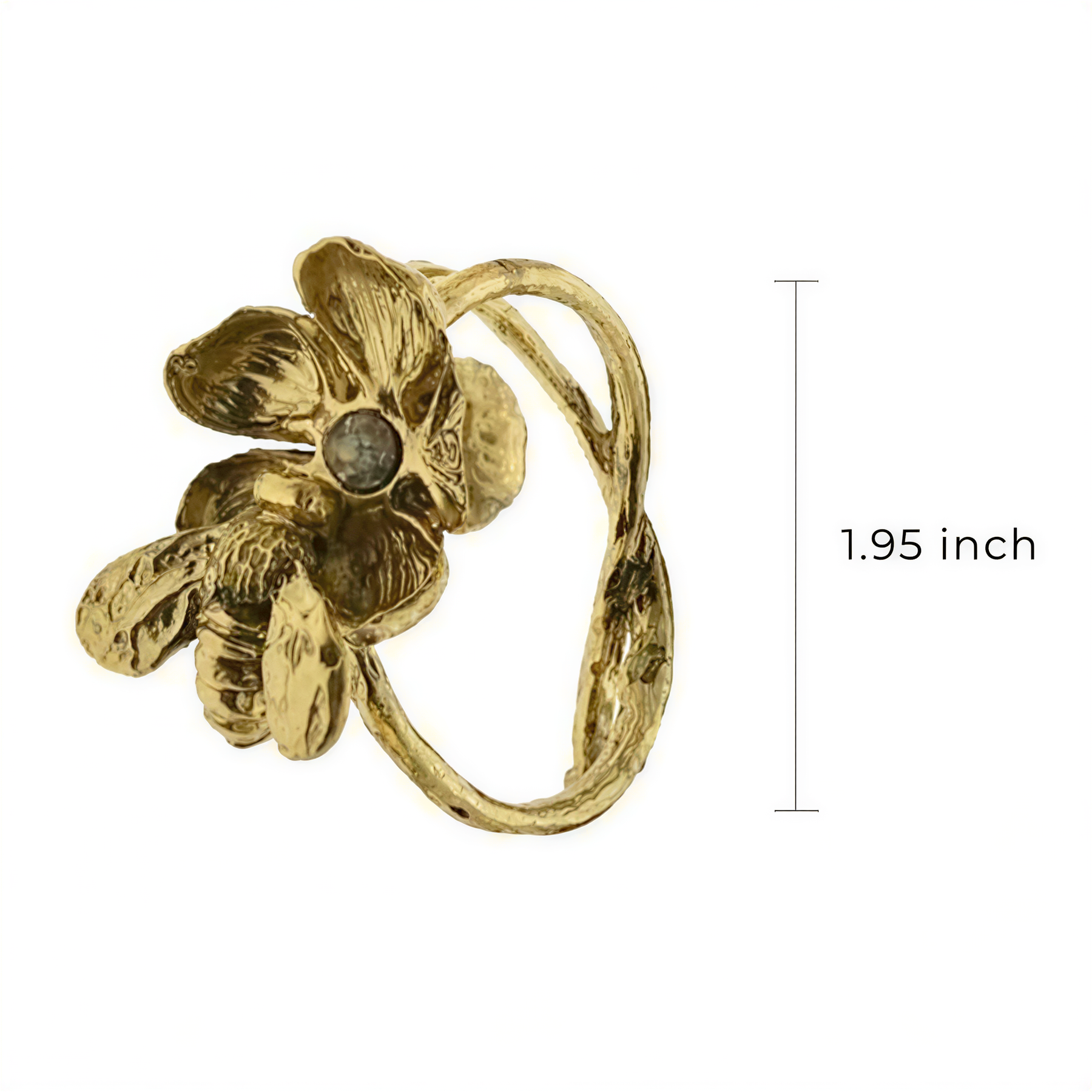 Set of four gold bee design napkin rings from 0024A171107, featuring detailed bee motifs for elegant table decor.