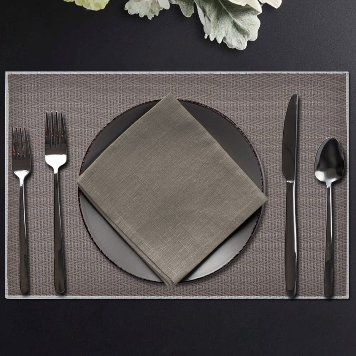 PVC Placemats - Set of 4 and 6 - Decozen