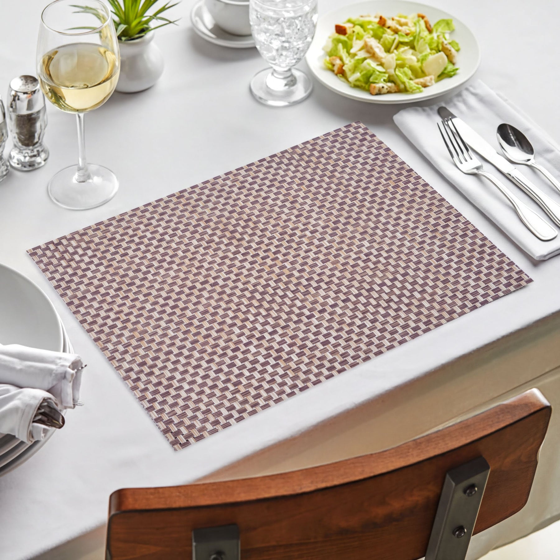 Set of four PVC placemats for dining table, durable and stylish, by brand 88186, perfect for protecting and decorating your table.