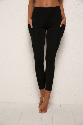 Yogazen Women's High-Waist Seamless Leggings with Side Pockets – Black