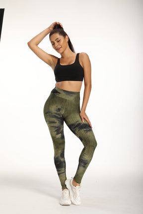 Yogazen Women's High-Waist Printed Capri Leggings – Camouflage