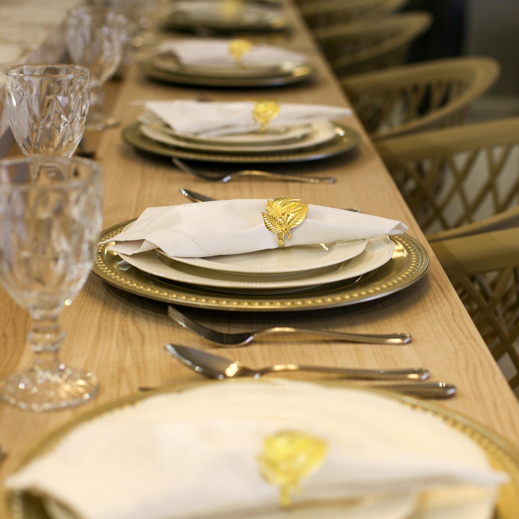 Napkin Rings in Gold Leaves Design