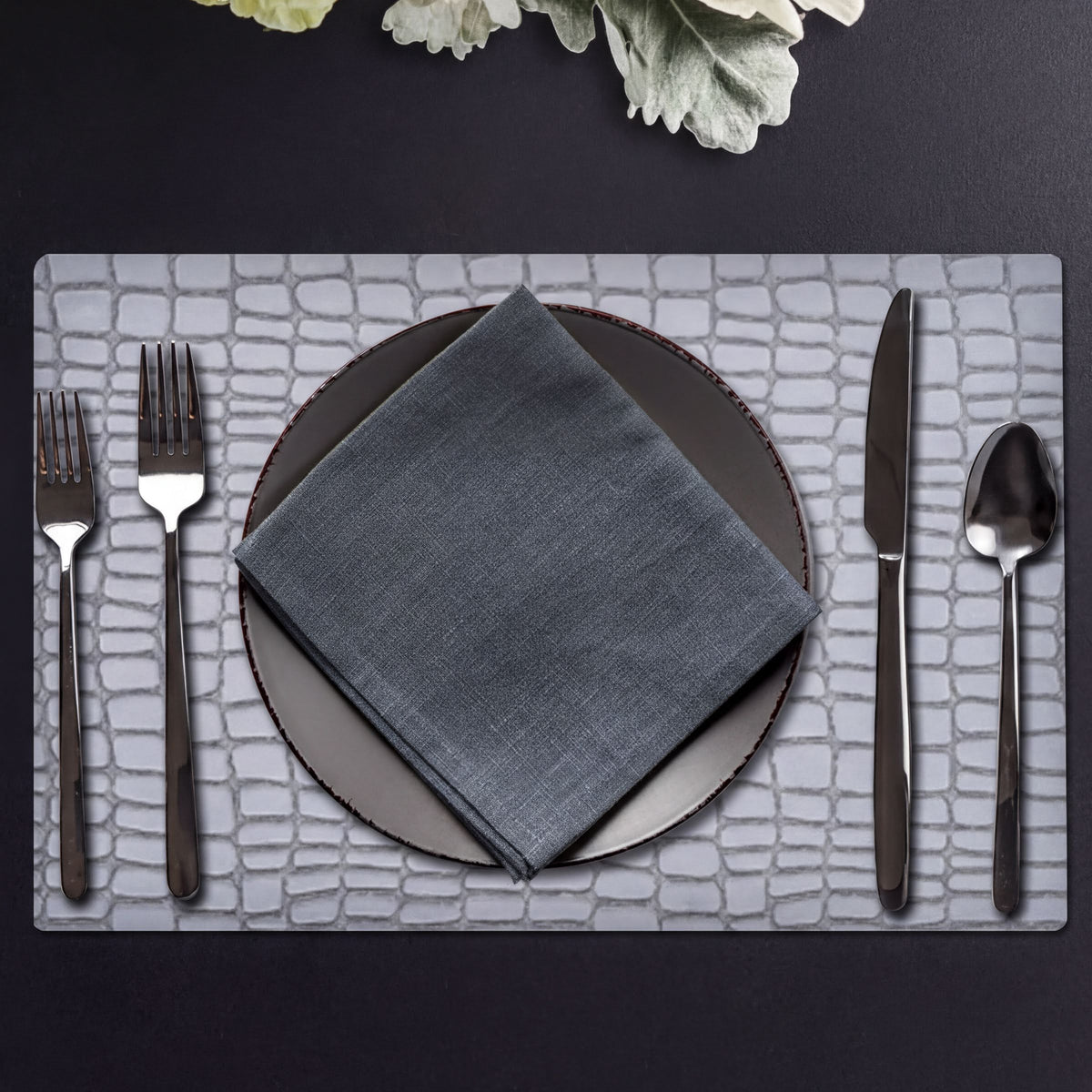 Set of 4 and 6 PVC placemats from 618EVA-7-18-4, showcasing colorful, durable plastic placemats for dining tables.