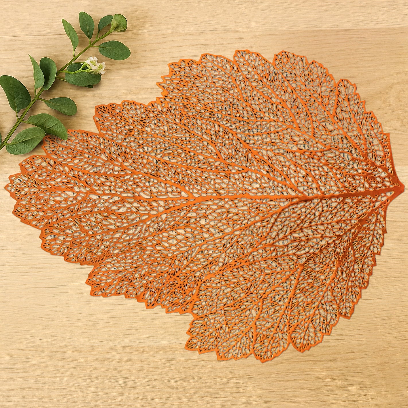 Leaf Cut Out Vinyl Placemats - Set of 6 - Decozen
