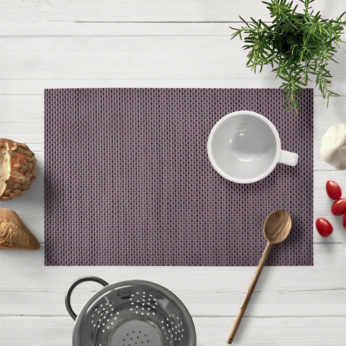 Brown Decozen PVC placemats, heat-resistant and washable, designed for indoor and outdoor table protection and decor.