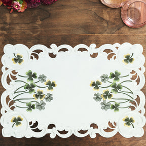 Placemats with European Embroidery - The Clem Collection - Decozen