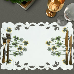 Placemats with European Embroidery - The Clem Collection - Decozen
