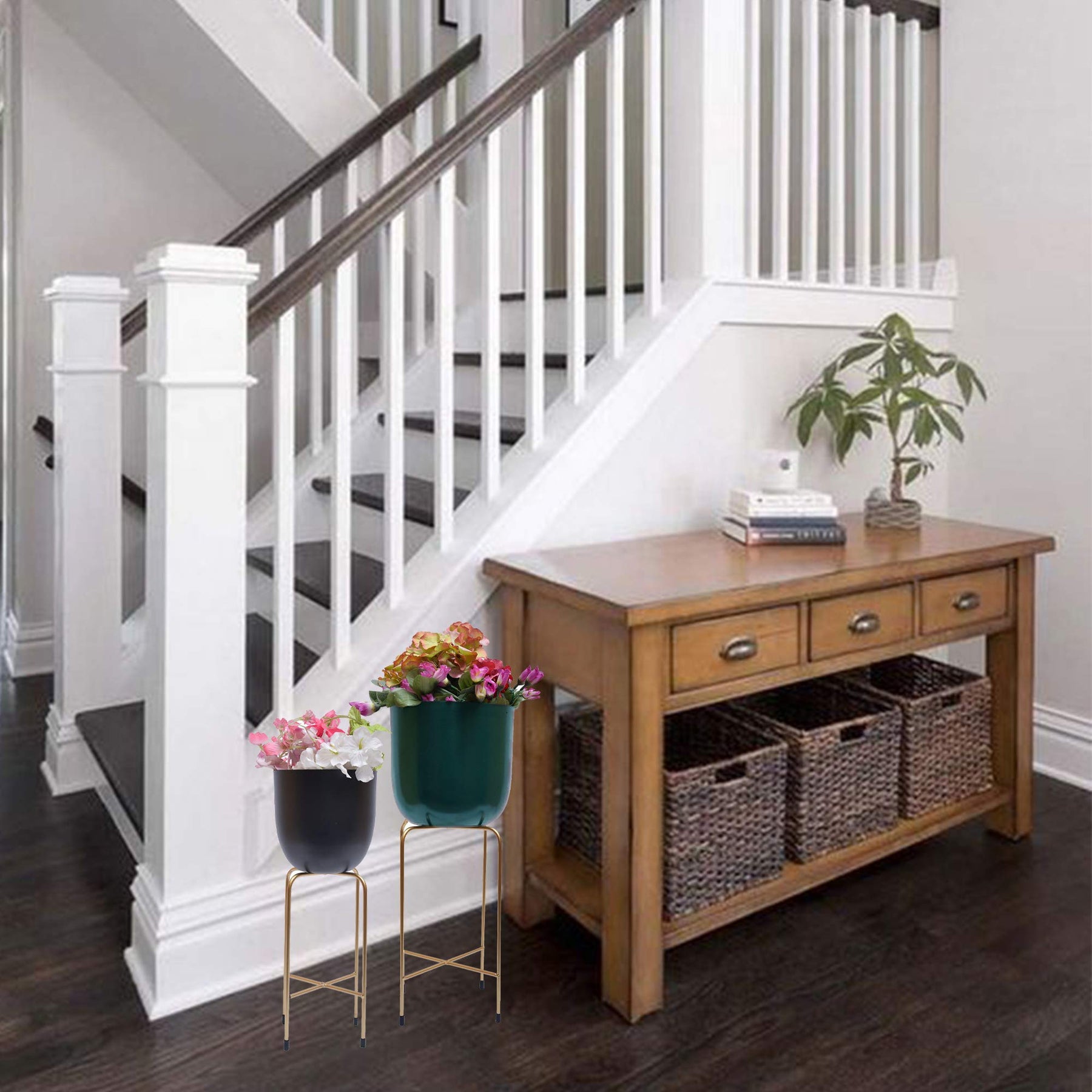 Planter with Metal Stand - Decozen