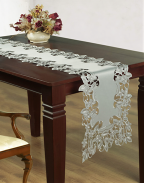 Table Runner with European Embroidery - Decozen