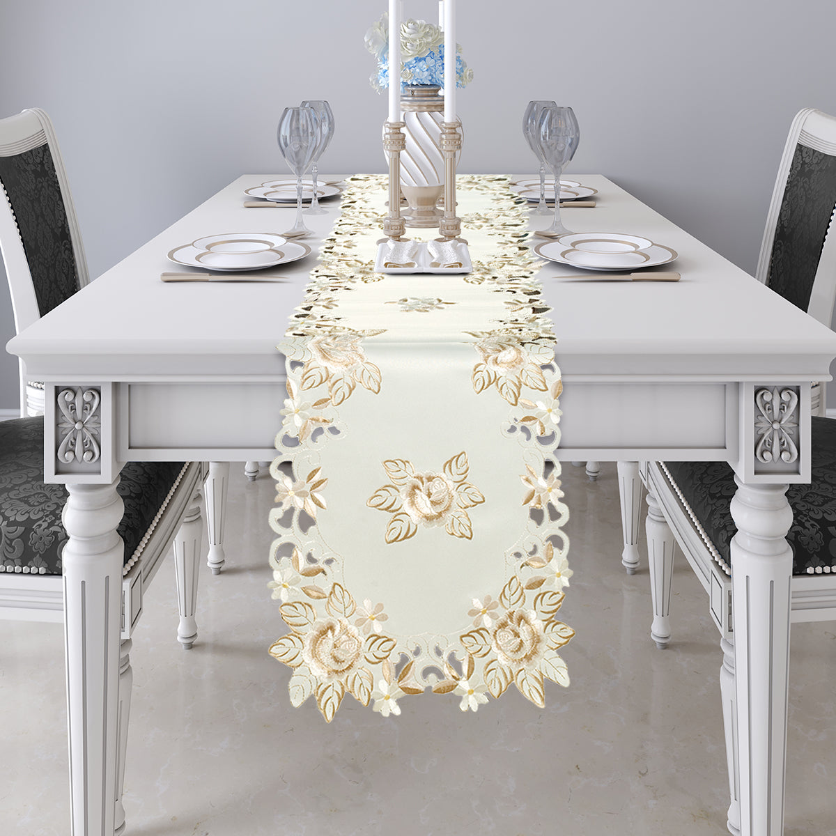 Table Runner with European Embroidery - The Dayse Collection - Decozen