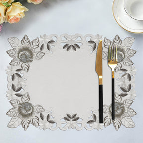 Placemats with European Embroidery - The Alois Collection - Decozen