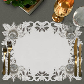 Placemats with European Embroidery - The Alois Collection - Decozen