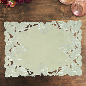 Placemats with European Embroidery - The Daulton Collection - Decozen