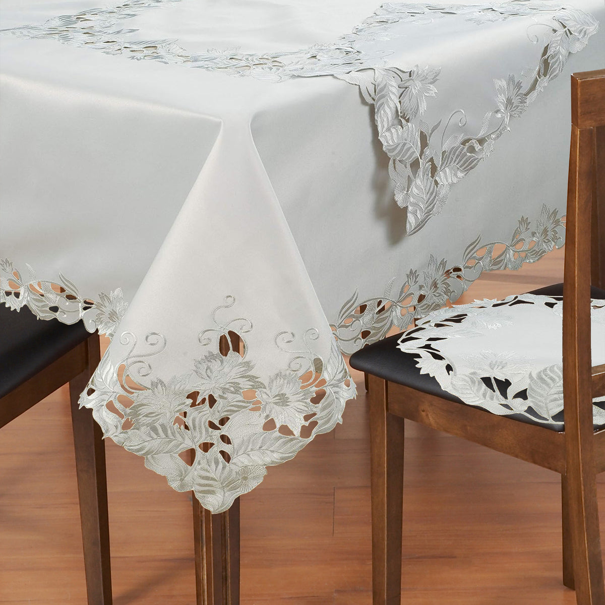 Elegant table cover from the Corda Collection with European embroidery, designed by FL3155-TC for stylish home decor.