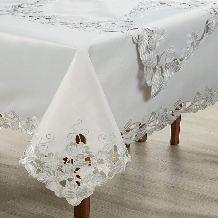Table Toppers with European Embroidery - The Corda Collection - Decozen