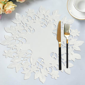 White Round Linen Placemat Doilies - The Darvin Collection - Decozen
