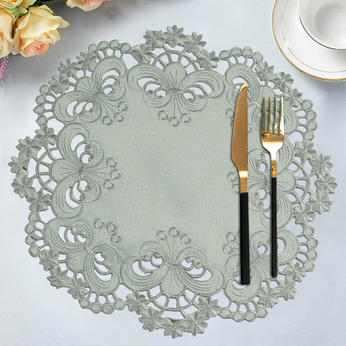 Gray Round Linen Placemat Doilies - The Creola Collection - Decozen