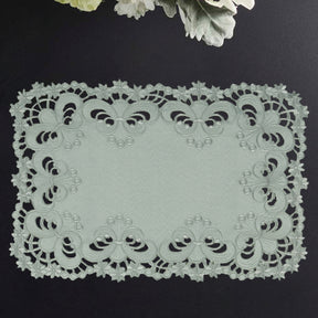Placemats with European Embroidery - The Creola Collection - Decozen