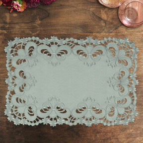 Placemats with European Embroidery - The Creola Collection - Decozen