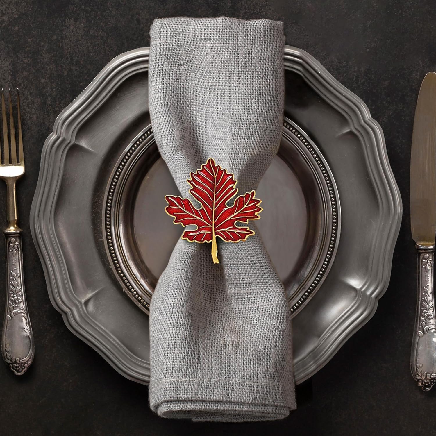 Golden Ember – Napkin Rings in Gold Red Maple Leaf Design, Luxurious Decorative Dining Table Décor