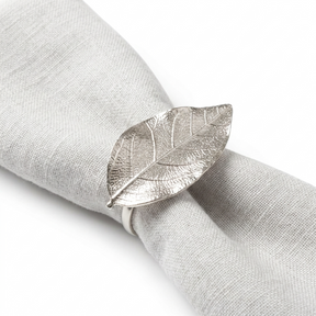 Silver Grace – Napkin Rings in Silver Leaf Design, Elegant Decorative Dining Table Décor