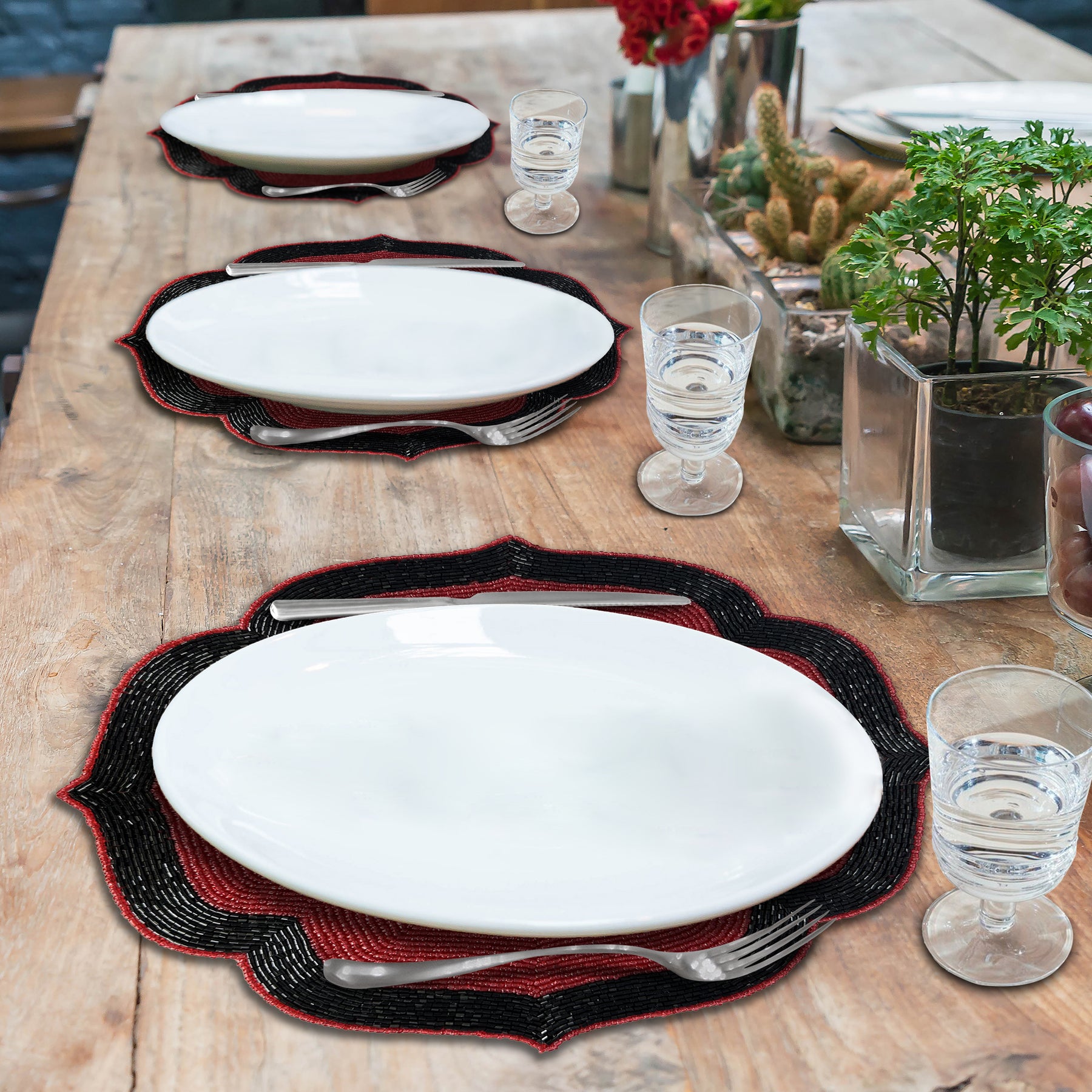 Scarlet Shadow – Beaded Placemats in Deep Red and Black Decorative Dining Table Accent 14 inch - Decozen