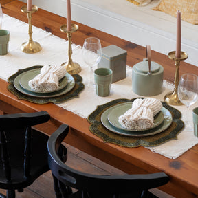 Gilded Shine – Beaded Placemats in Gold and Silver, Artistic Heat-Resistant Dining Table Décor 14 inch - Decozen