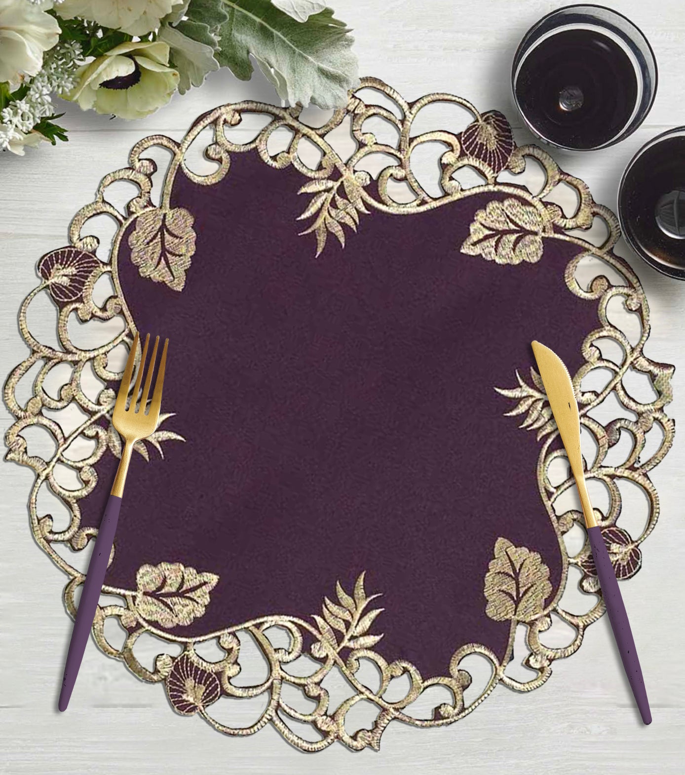 Velvet Plum – Plum Gold Table Doilies, Tarantino Collection Artistic Dining Décor 15 inch - Decozen