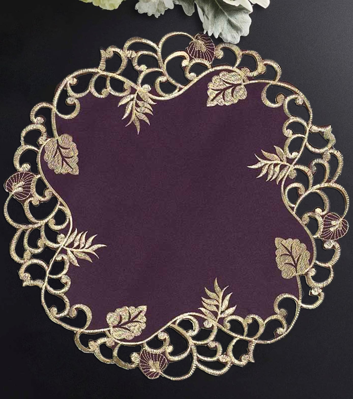 Velvet Plum – Plum Gold Table Doilies, Tarantino Collection Artistic Dining Décor 15 inch - Decozen