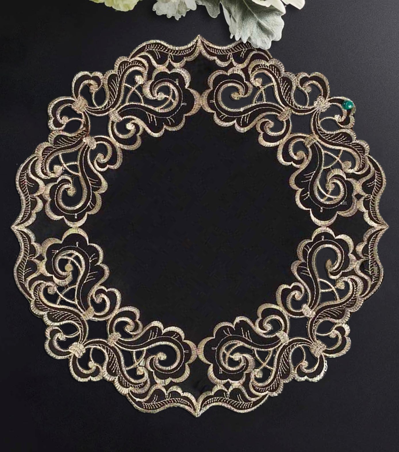 Noir Luxe – Black Gold Table Doilies, Granada Collection Modern Decorative Runner 15 inch - Decozen