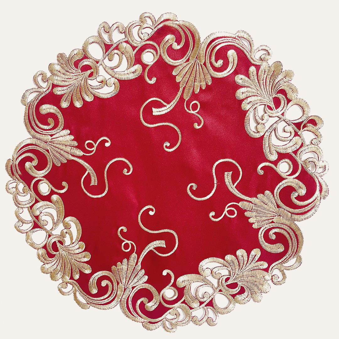 Set of four Burgundy Charm gold table doilies from the Chantelle Collection, 15-inch artistic decorative doilies by RIZ-009-DL