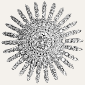 Set of four Silver Radiance napkin rings in silver crystals design, elegant decorative dining table accessories.