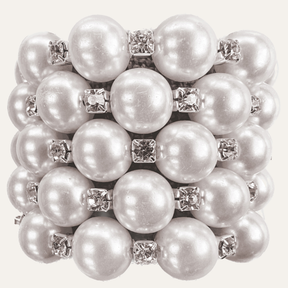 Set of four Pearl Majesty ZWZ-18-306 silver pearl crystal napkin rings, decorative dining table accent with luxurious design.