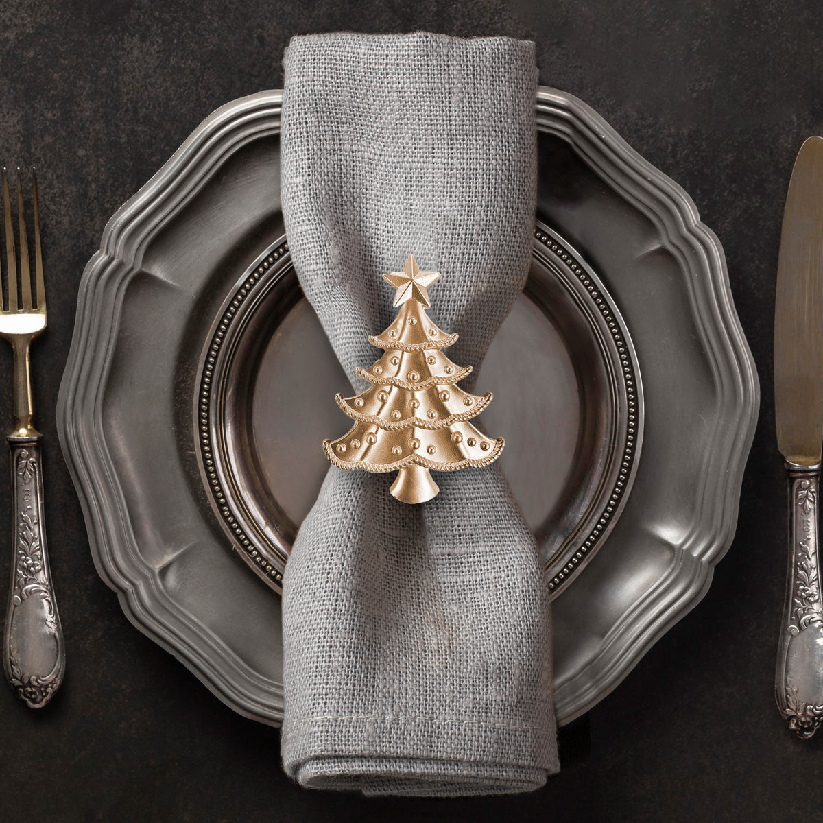 Golden Noel – Napkin Rings in Gold Christmas Tree Design, Elegant Decorative Dining Table Décor - Decozen