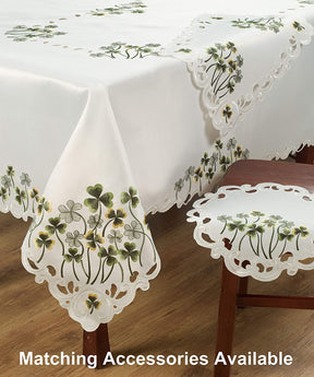 Placemats with European Embroidery - The Clem Collection - Decozen