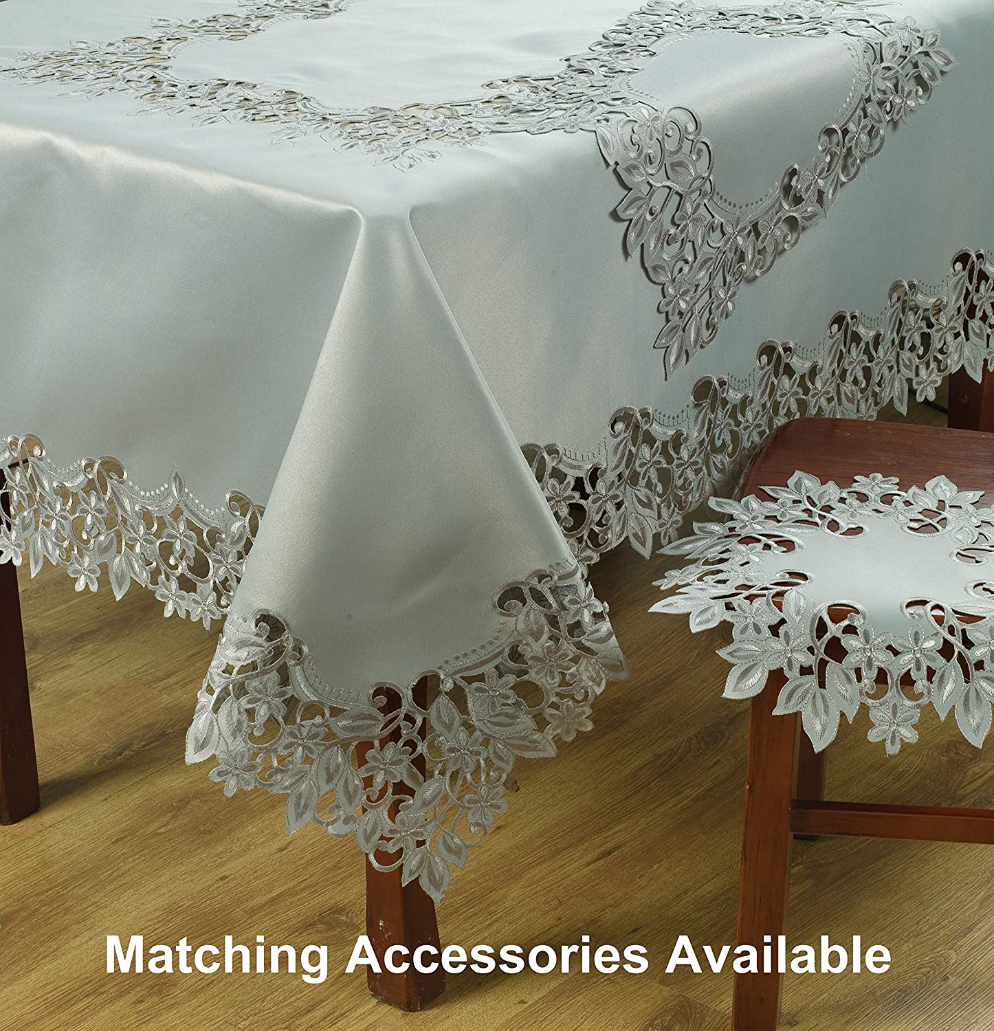 Round Linen Placemat Doilies - Set of 4 - Decozen