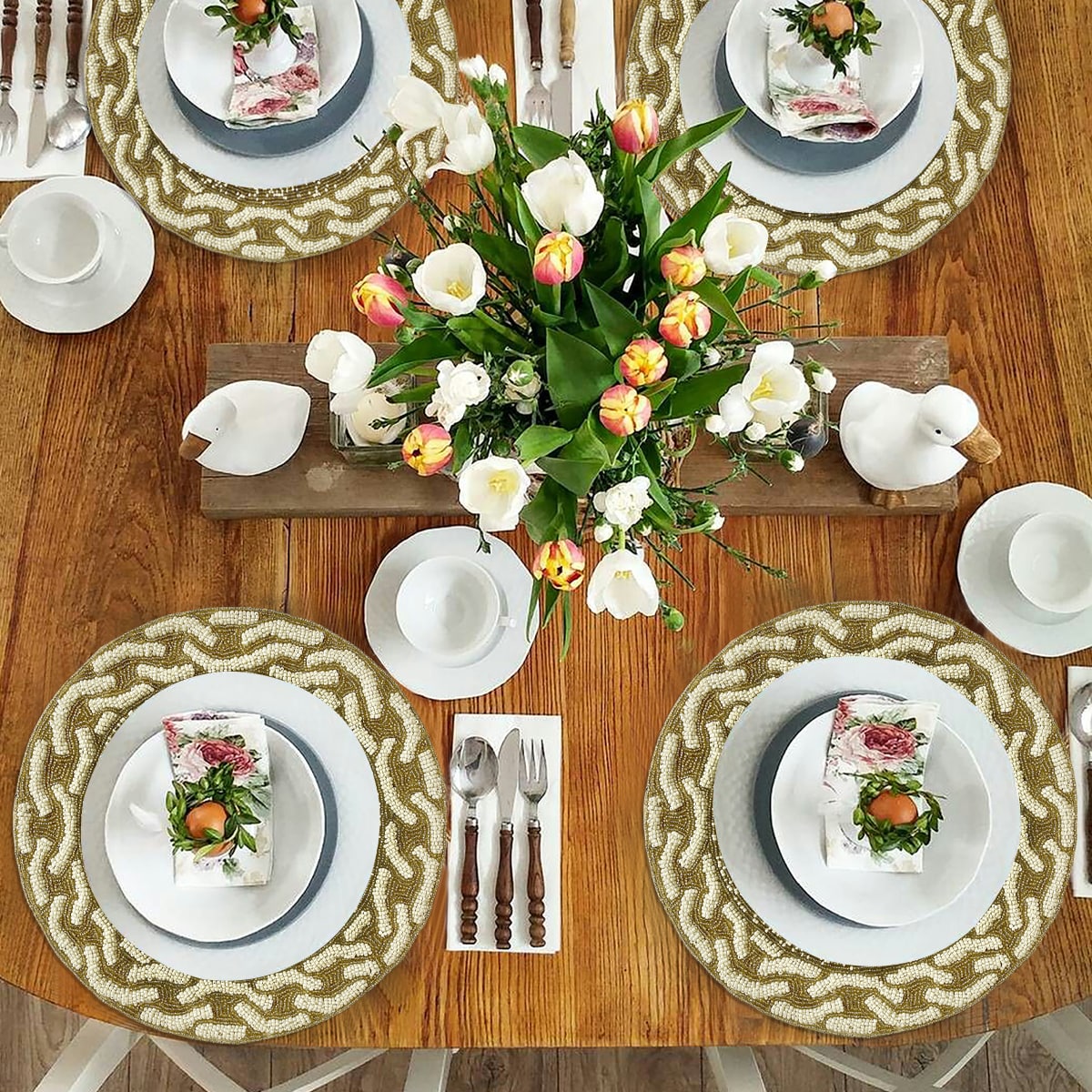 The Floy Beaded Placemats - Decozen