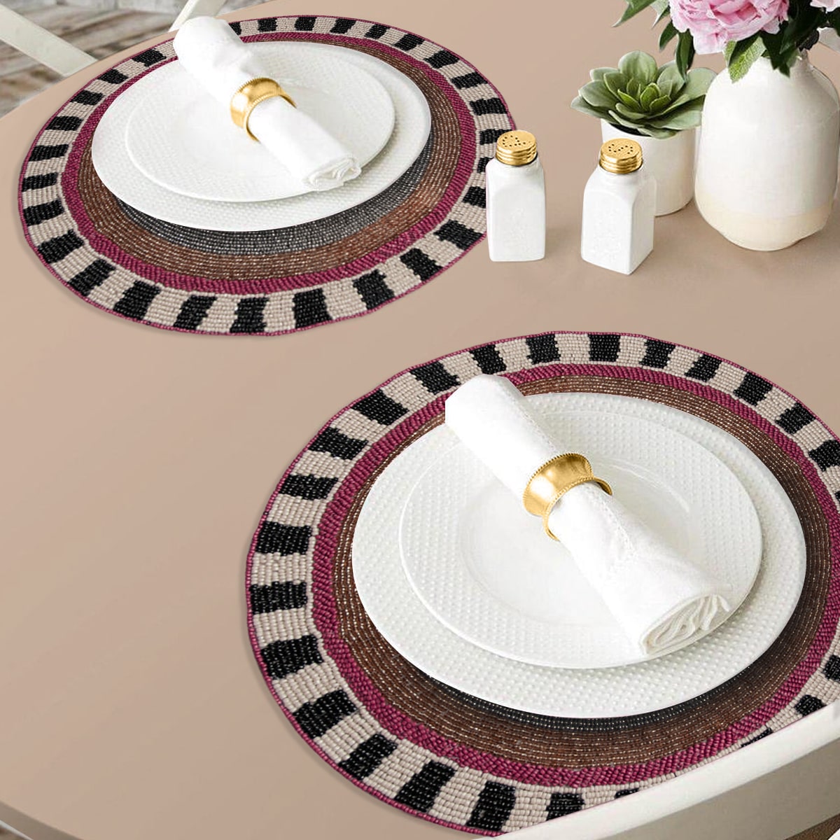 The Blitzen Beaded Placemats - Decozen